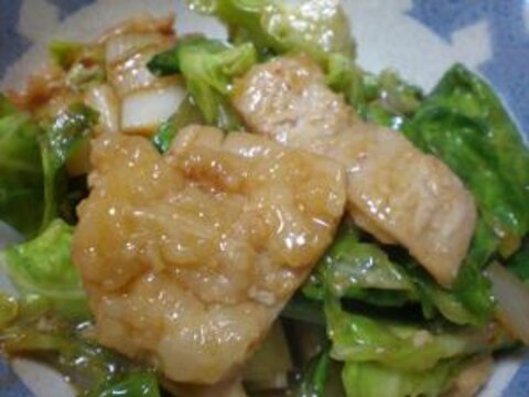 漢のホルモンの野菜炒め